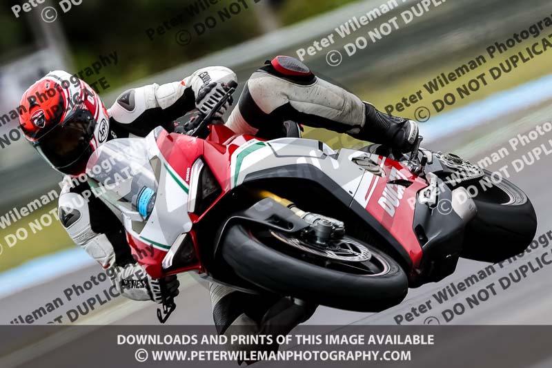 estoril;event digital images;motorbikes;no limits;peter wileman photography;portugal;trackday;trackday digital images